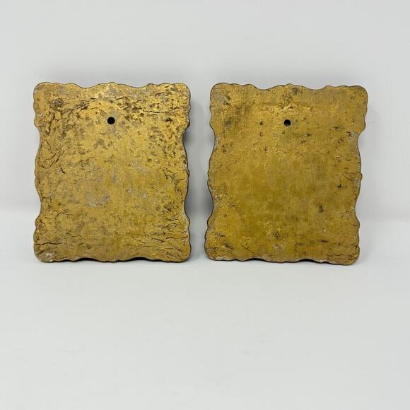 Pair of Vintage Ornate Frames with Oval Cameo - Red Velvet Cameo Creation 1940s - Picture 2 of 5